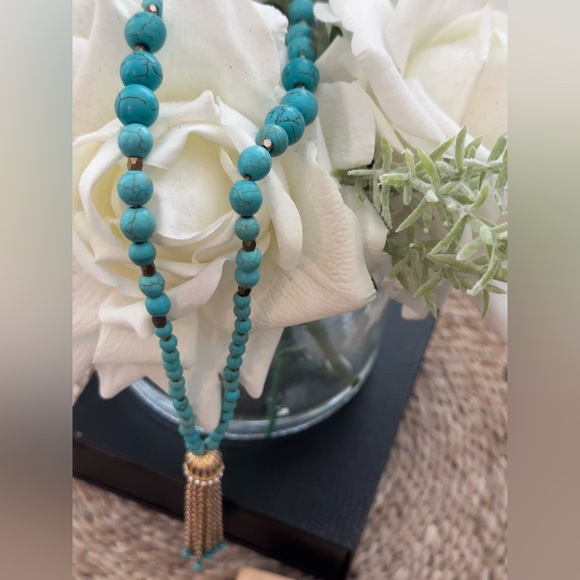 Turquoise Necklace with gold tassel pendant - Picture 7 of 8